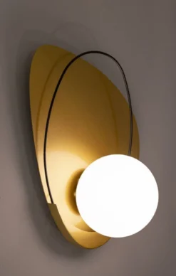 Applique murale géométrique Circlay Métal Doré et Verre Blanc Mat