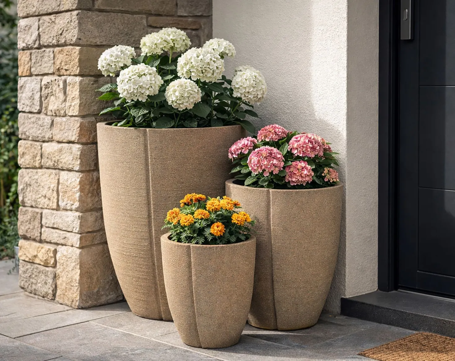 Ensemble de cache-pots extérieur texturé Peru 3 pcs couleur Naturel