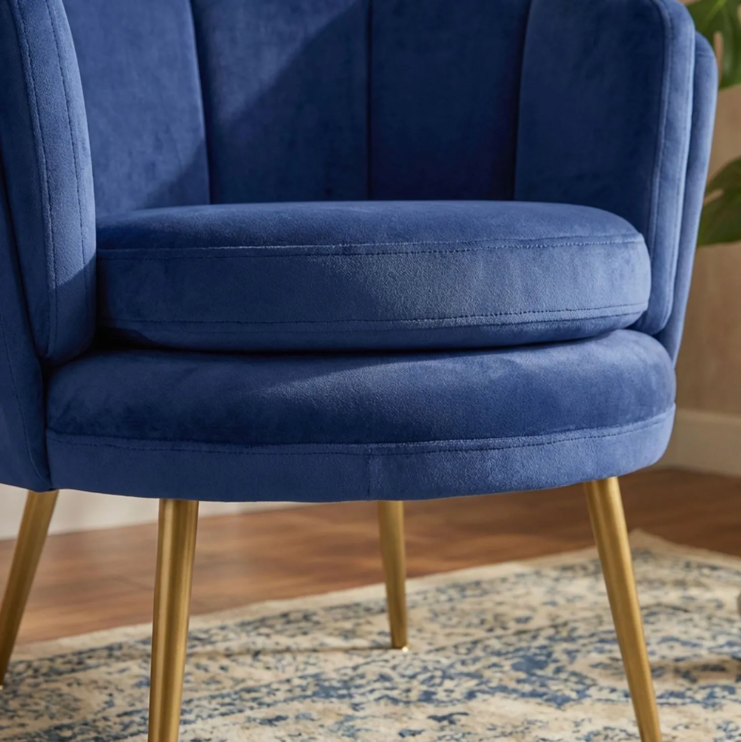 Fauteuil arrondi Brenda Velours Bleu