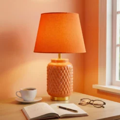 Lampe de table base céramique orange abat-jour tissu orange