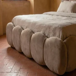 Lit-coffre design boule Bilbola avec sommier relevable 140x200cm Velours Taupe