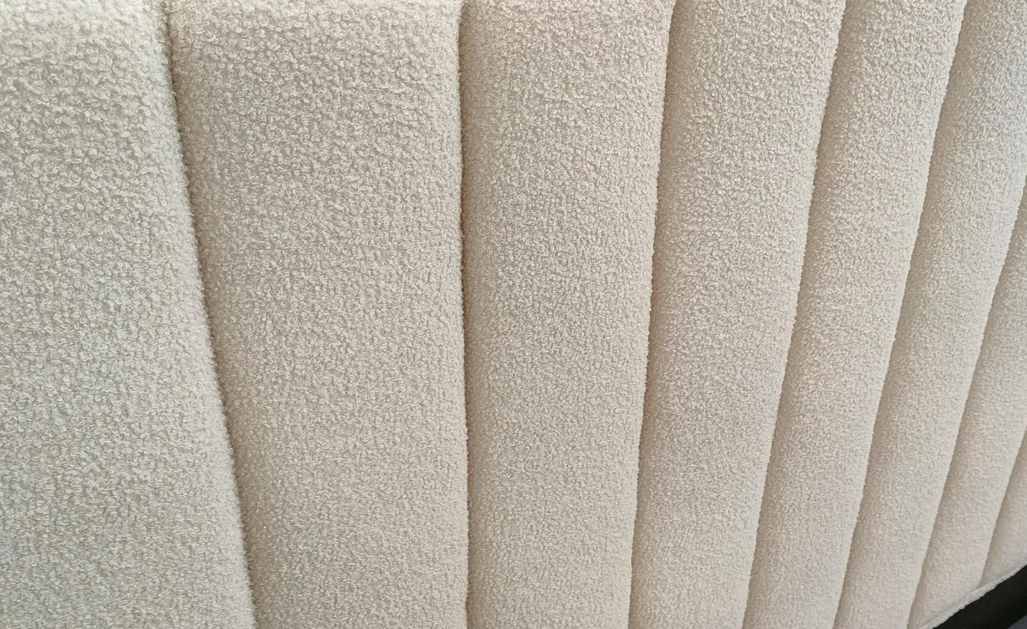 Lit Coffre Songe + Sommier Tissu bouclette Beige 180cm