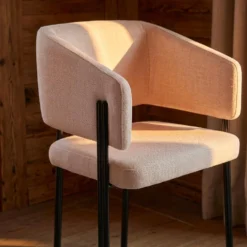 Lot de 2 chaises design et matelassées Isaure Métal Noir et Tissu Beige