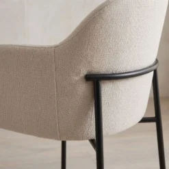Lot de 2 chaises modernes matelassées Inaya Métal Noir et Tissu Beige