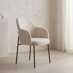 Lot de 2 chaises modernes matelassées Inaya Métal Noir et Tissu Beige