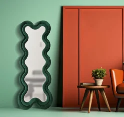 Miroir mural Monica cadre bois Velours Vert