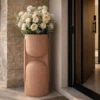 Porte-vase d'extérieur design futuriste en matériau Rose