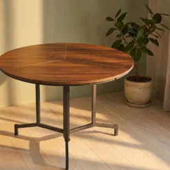 Table ronde pliable gain de place Cokelio 120cm Métal et plateau 3 parties Bois Noisette