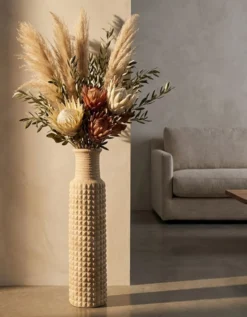 Vase d'extérieur sablé en pierre naturelle